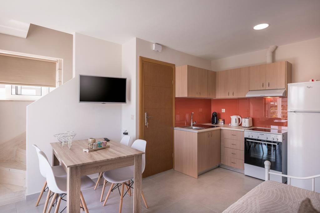 Athina Apartments Near The Sea Platania Platanés Esterno foto